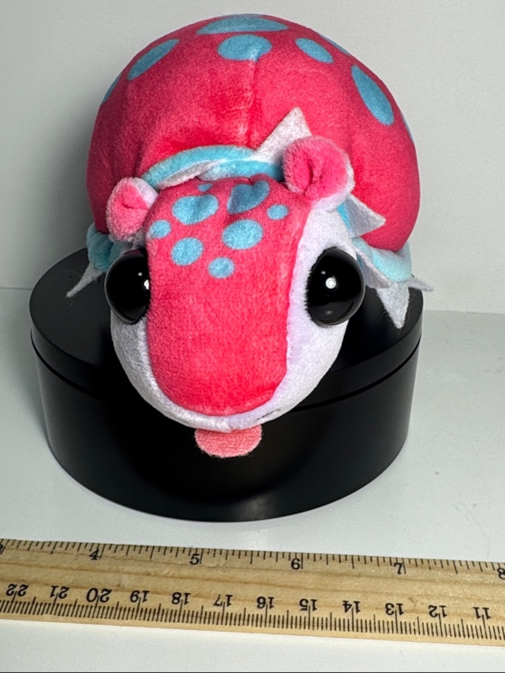 Adopt Me! Series 2 surprise plush pet Glyptodon character pink shell blue spots - Picture 2 of 6